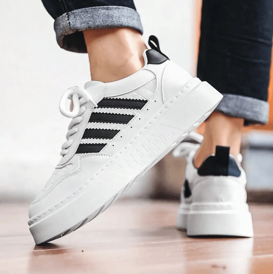 2025 Men’s Casual Sneakers – Fashionable Little White Shoes for Spring & Autumn