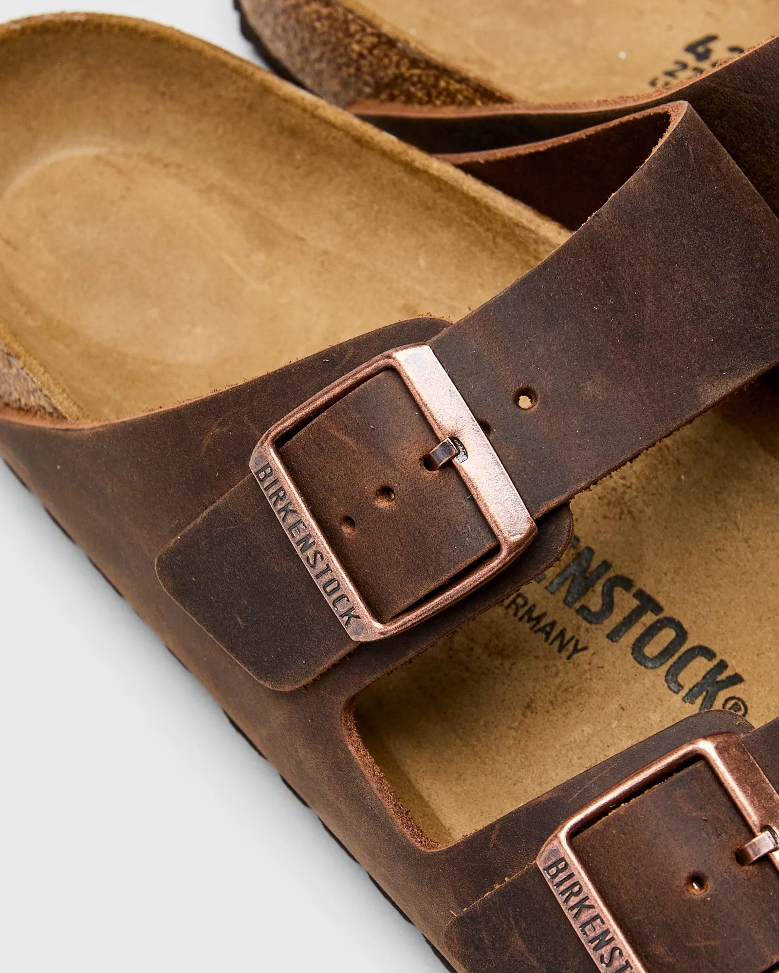 Arizona Sandal in Habana Oiled Leather